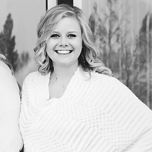 Meet your Posher, Courtney